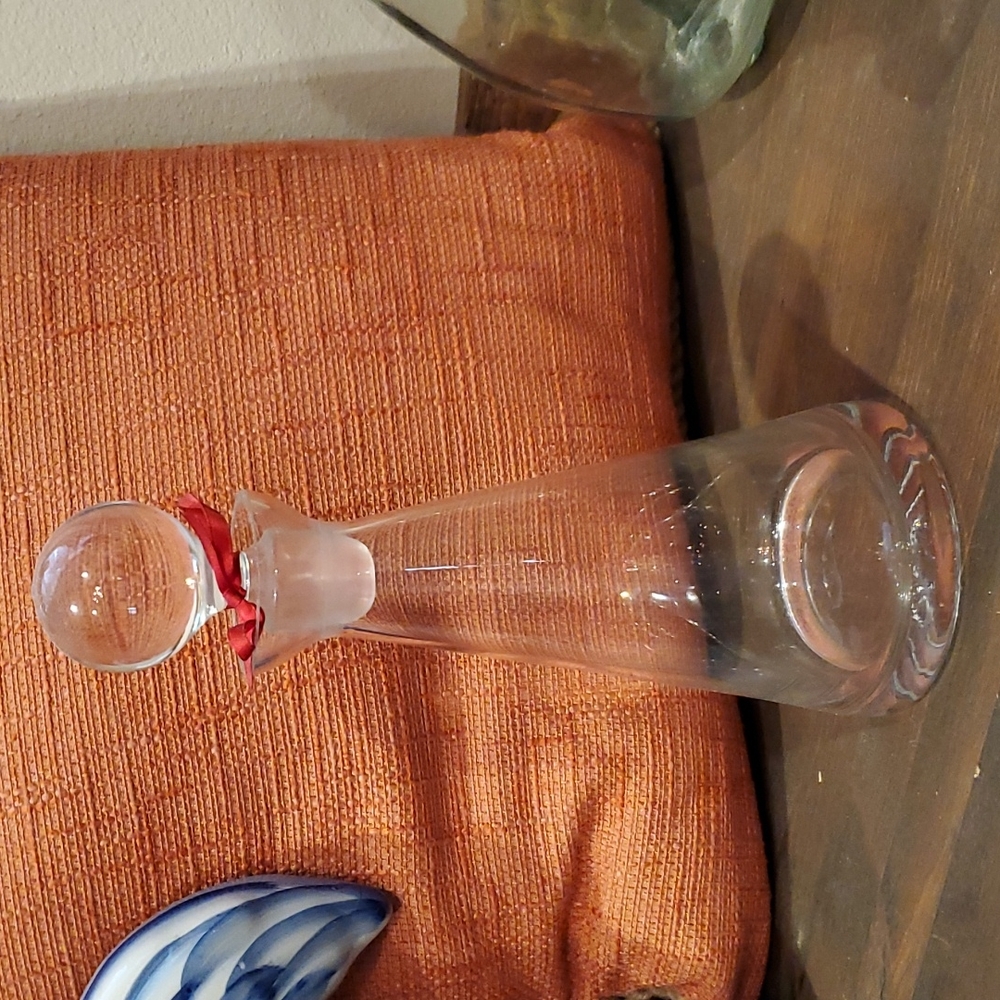Glass beverage dispenser / DECANTER - Used as decor piece